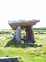 Irlande, Co Clare, The Burren, Poulnabrone Dolmen (05)